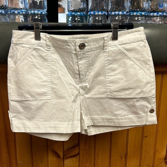 GUESS White Jean Shorts - Size 28 - Picture 1 of 4